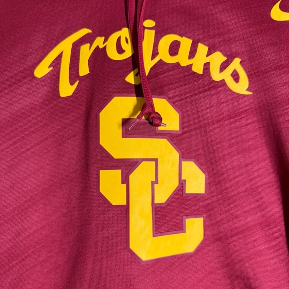 Nike Dri-Fit USC Cardinal and Gold Trojans Hoodie - Picture 5 of 6